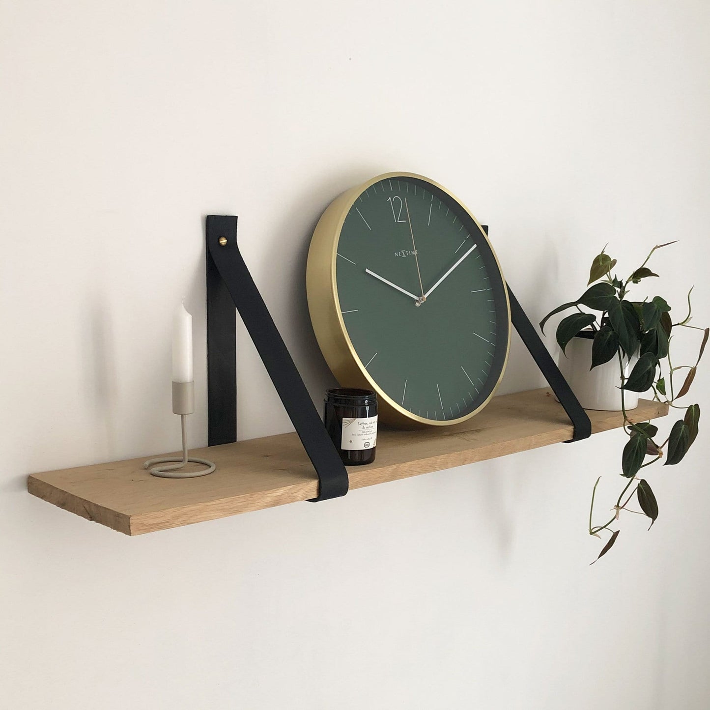 🏆 Essential Gold Wandklok 34cm Vintage