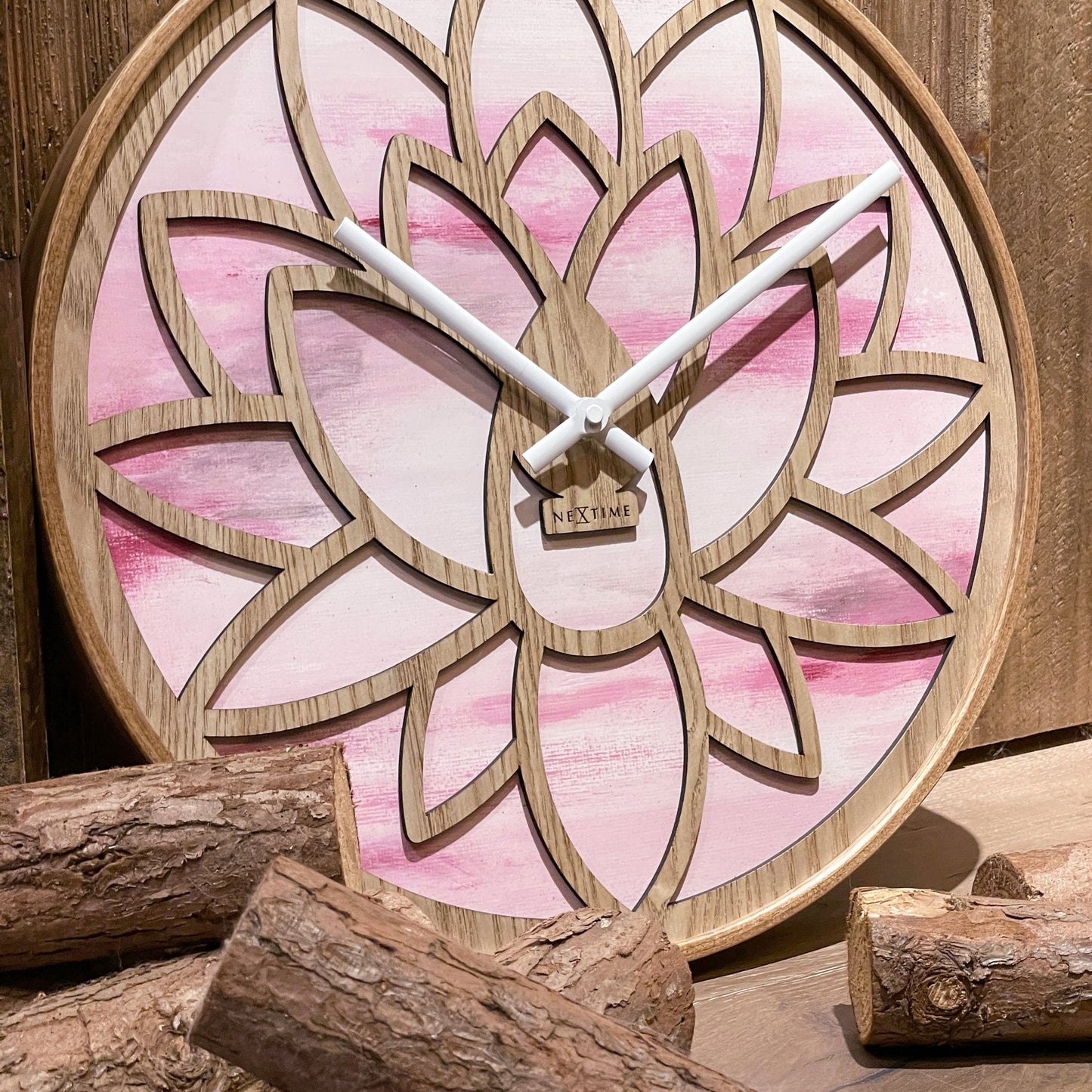 🌸 Lotus Wandklok 40cm - Roze Houten Design Klok