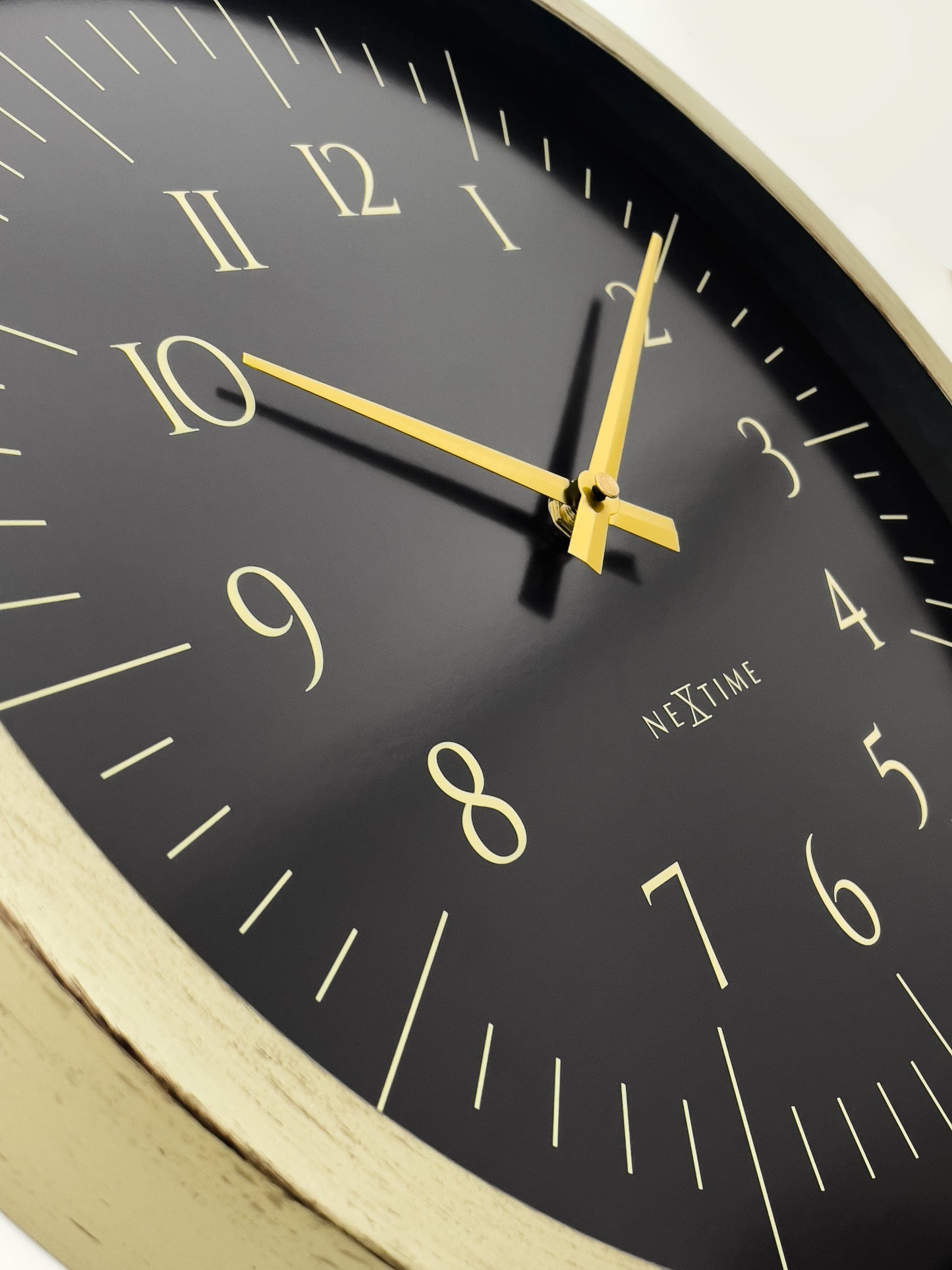 🌌 NeXtime Galaxy Wandklok 40cm - Zwart/Wit Ruimte Design