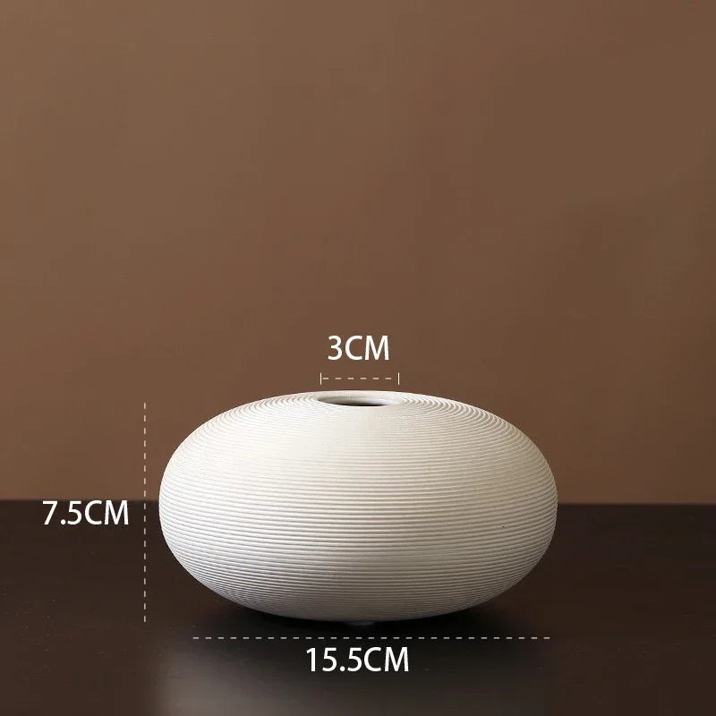 🏺 Minimalistische Zen Vaas Zwart-Wit - Handgemaakte Keramische Kunst Decoratie